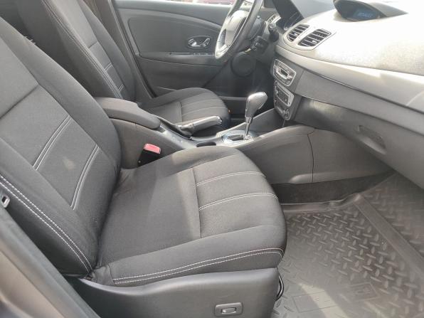 Renault Fluence I Рестайлинг с пробегом 2013 года, цена 849 000 рублей, 126716 км, седан, Автокод Объявления
