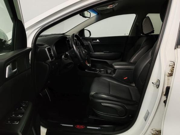 Kia Sportage IV Рестайлинг с пробегом 2018 года, цена 1 930 000 рублей, 74971 км, внедорожник, Автокод Объявления