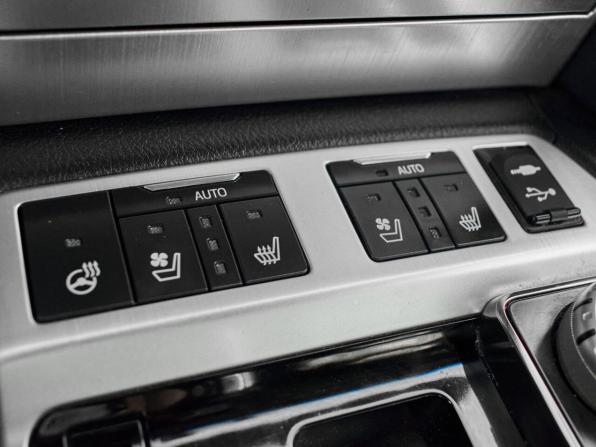 Toyota Land Cruiser 200 Series Рестайлинг 2 с пробегом 2019 года, цена 7 000 000 рублей, 86824 км, внедорожник, Автокод Объявления