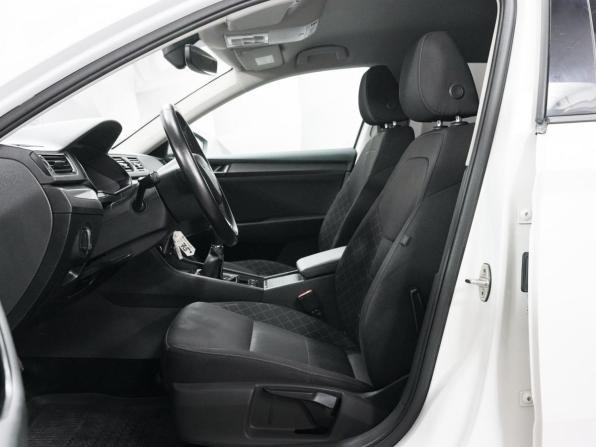 Skoda Superb III с пробегом 2017 года, цена 1 565 000 рублей, 178177 км, лифтбек, Автокод Объявления