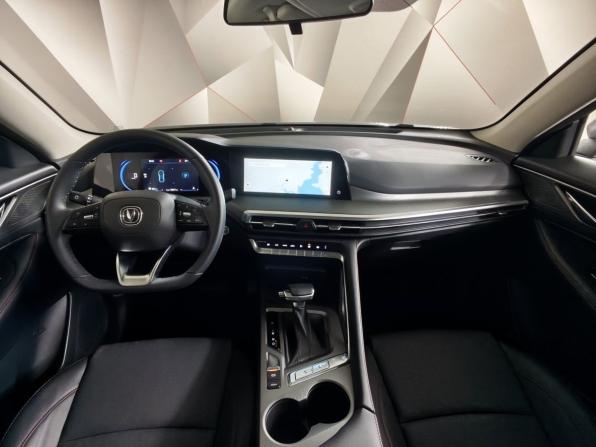 Changan CS35 Plus I Рестайлинг с пробегом 2023 года, цена 1 793 000 рублей, 18014 км, внедорожник, Автокод Объявления