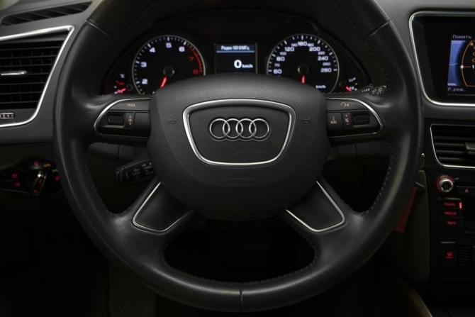 Audi Q5 I (8R) Рестайлинг с пробегом 2013 года, цена 1 650 000 рублей, 207258 км, внедорожник, Автокод Объявления