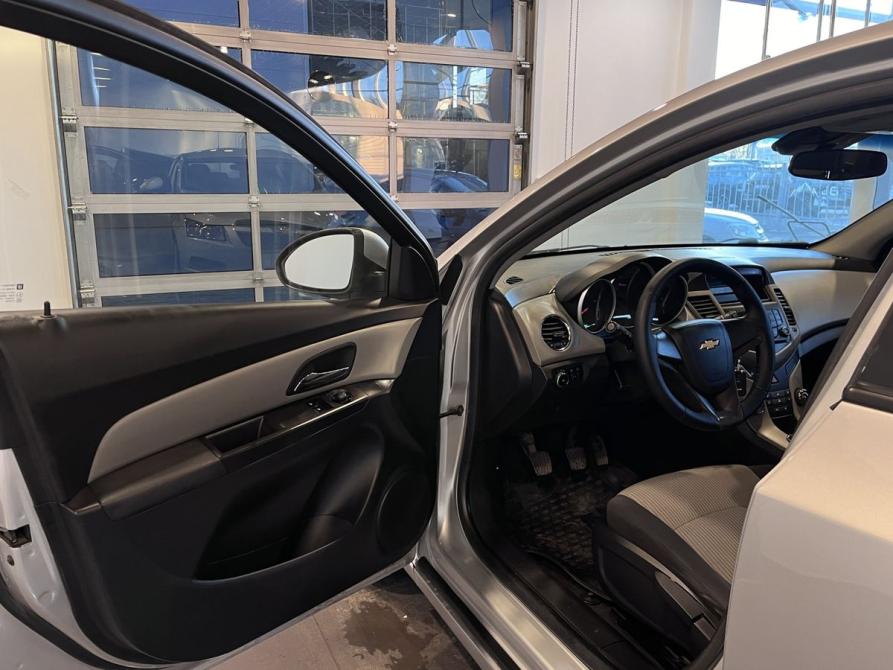 Chevrolet Cruze I Чебоксары  - изображение 18