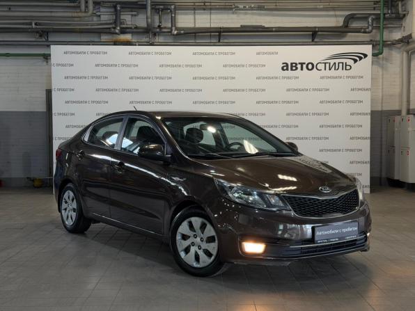 Kia Rio III Рестайлинг с пробегом 2015 года, цена 849 000 рублей, 140000 км, седан, Автокод Объявления