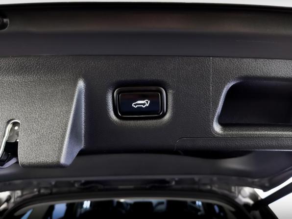 Hyundai Santa Fe IV Рестайлинг с пробегом 2022 года, цена 4 200 000 рублей, 36618 км, внедорожник, Автокод Объявления