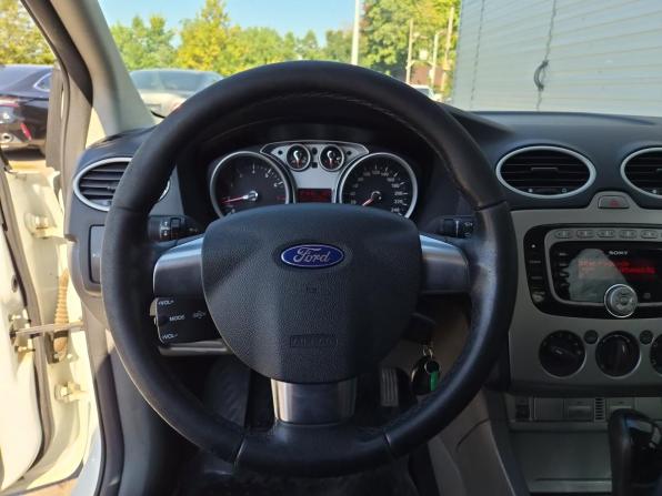 Ford Focus II Рестайлинг с пробегом 2011 года, цена 688 000 рублей, 173363 км, хэтчбек, Автокод Объявления