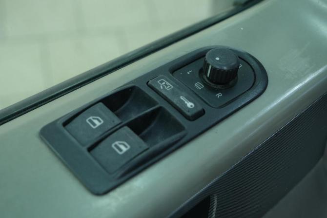 Volkswagen Multivan T5 с пробегом 2004 года, цена 1 599 000 рублей, 273119 км, минивэн, Автокод Объявления