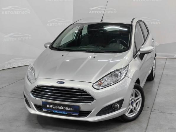 Ford Fiesta Mk6 Рестайлинг с пробегом 2015 года, цена 800 000 рублей, 76407 км, хэтчбек, Автокод Объявления