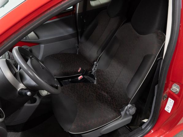 Peugeot 107 I Рестайлинг с пробегом 2010 года, цена 669 000 рублей, 92814 км, хэтчбек, Автокод Объявления