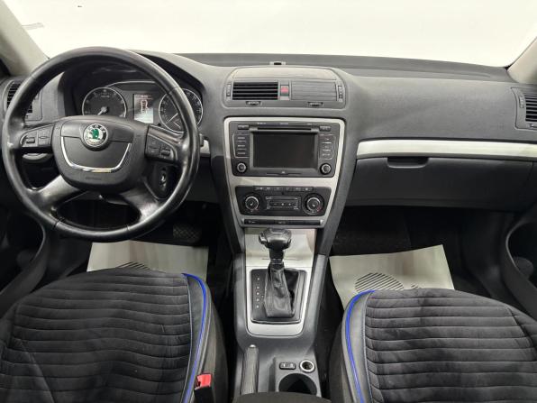 Skoda Octavia II (A5) Рестайлинг с пробегом 2012 года, цена 890 000 рублей, 182142 км, лифтбек, Автокод Объявления