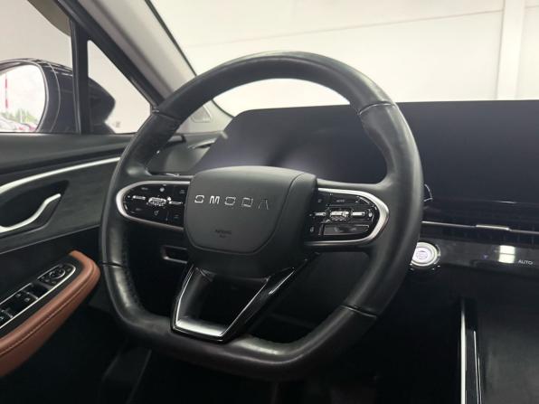 Omoda C5 I с пробегом 2023 года, цена 1 600 000 рублей, 41149 км, внедорожник, Автокод Объявления