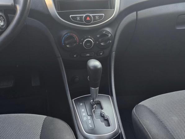Hyundai Solaris I с пробегом 2011 года, цена 925 000 рублей, 134000 км, седан, Автокод Объявления