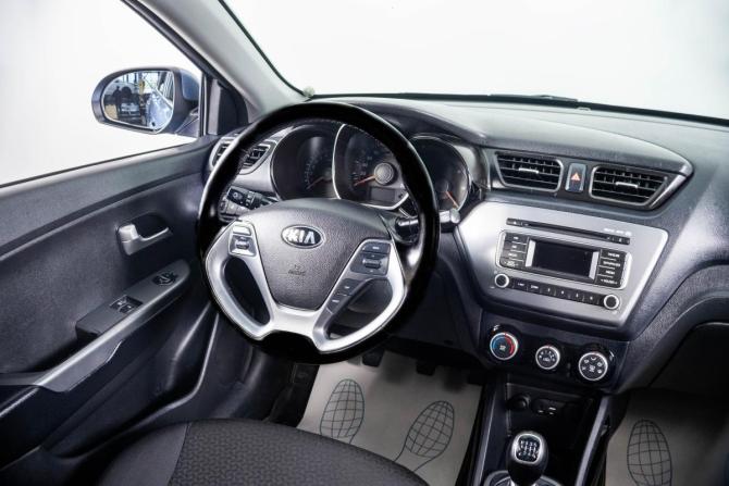 Kia Rio III Рестайлинг с пробегом 2016 года, цена 999 000 рублей, 118252 км, седан, Автокод Объявления