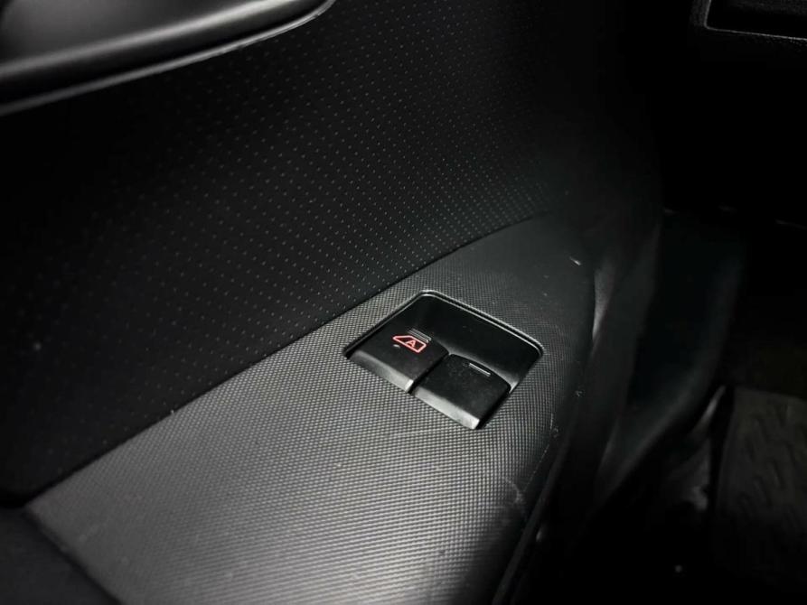 Nissan Note I Рестайлинг Псков  - изображение 16