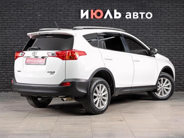 Toyota RAV4 IV (XA40) с пробегом 2015 года, цена 1 690 000 рублей, 250572 км, внедорожник, Автокод Объявления
