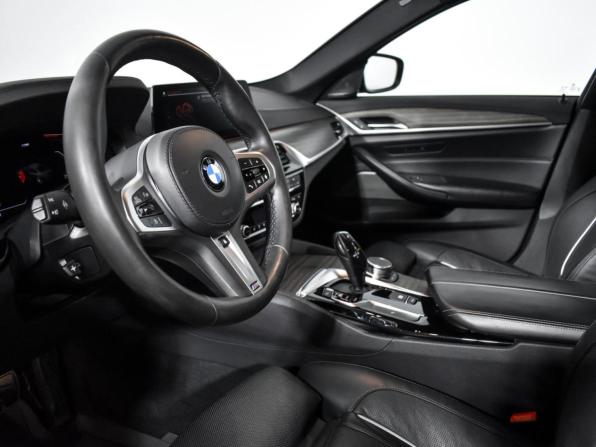BMW 5 серии VII (G30/G31/G38) с пробегом 2019 года, цена 3 899 000 рублей, 124555 км, седан, Автокод Объявления