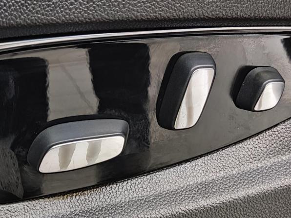 Cadillac Escalade IV с пробегом 2016 года, цена 4 000 000 рублей, 192825 км, внедорожник, Автокод Объявления