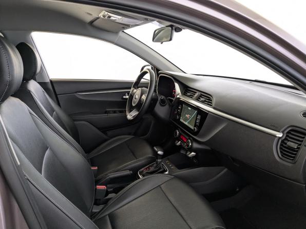 Kia Rio IV Рестайлинг с пробегом 2021 года, цена 1 690 000 рублей, 70404 км, седан, Автокод Объявления