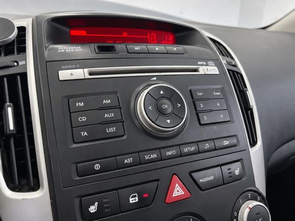 Kia Ceed I Рестайлинг с пробегом 2010 года, цена 459 000 рублей, 295754 км, хэтчбек, Автокод Объявления