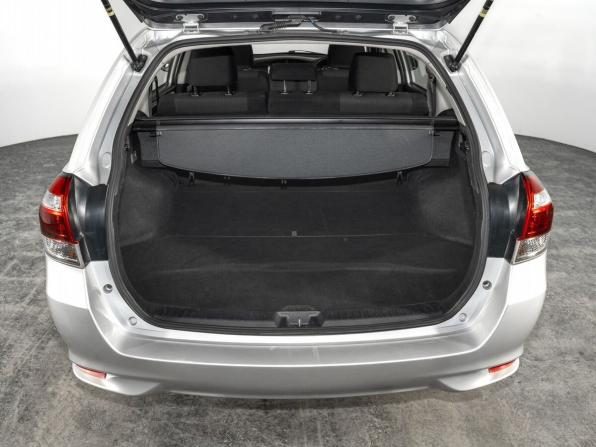 Toyota Corolla XI (E160 E170 E180) Рестайлинг 1 с пробегом 2015 года, цена 1 069 500 рублей, 148047 км, универсал, Автокод Объявления