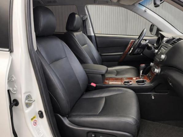 Toyota Highlander II (XU40) Рестайлинг с пробегом 2012 года, цена 1 947 000 рублей, 187400 км, внедорожник, Автокод Объявления