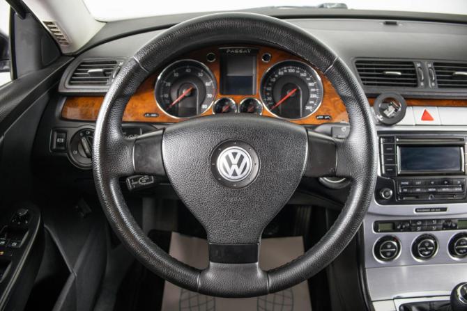 Volkswagen Passat B6 с пробегом 2006 года, цена 749 000 рублей, 275489 км, седан, Автокод Объявления