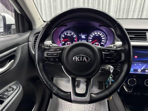 Kia Rio IV с пробегом 2017 года, цена 1 020 000 рублей, 141669 км, седан, Автокод Объявления