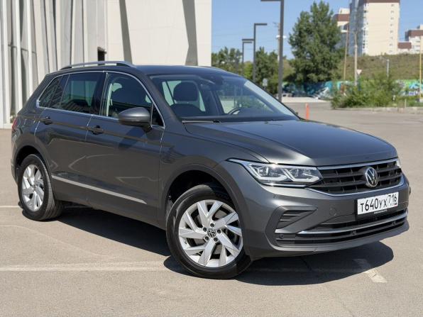Volkswagen Tiguan II Рестайлинг с пробегом 2021 года, цена 3 700 000 рублей, 37114 км, внедорожник, Автокод Объявления