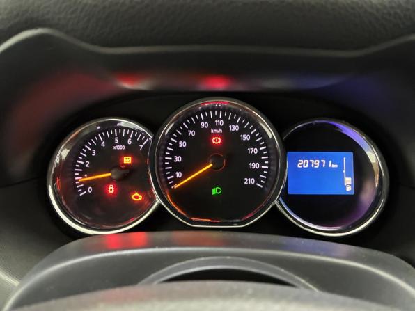 Renault Duster I Рестайлинг с пробегом 2015 года, цена 999 900 рублей, 207000 км, внедорожник, Автокод Объявления