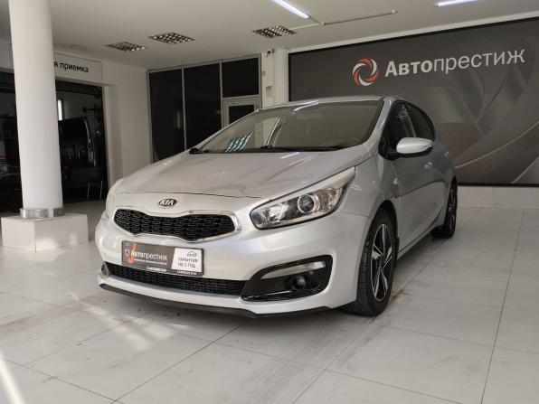 Kia Ceed II Рестайлинг с пробегом 2015 года, цена 970 000 рублей, 96590 км, хэтчбек, Автокод Объявления