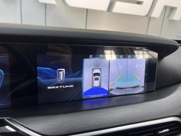 FAW Bestune T77 I с пробегом 2023 года, цена 1 520 000 рублей, 89135 км, внедорожник, Автокод Объявления