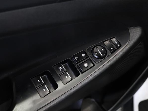 Hyundai Tucson III с пробегом 2018 года, цена 2 250 000 рублей, 113510 км, внедорожник, Автокод Объявления