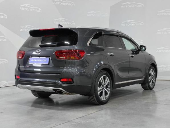 Kia Sorento III Prime Рестайлинг с пробегом 2018 года, цена 2 600 000 рублей, 153000 км, внедорожник, Автокод Объявления