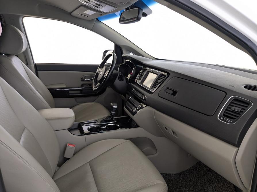 Kia Carnival III Москва  - изображение 11