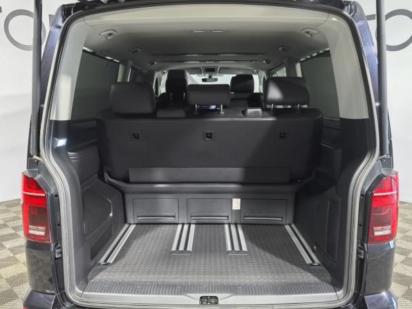 Volkswagen Multivan T6 Рестайлинг с пробегом 2021 года, цена 5 999 000 рублей, 90109 км, минивэн, Автокод Объявления