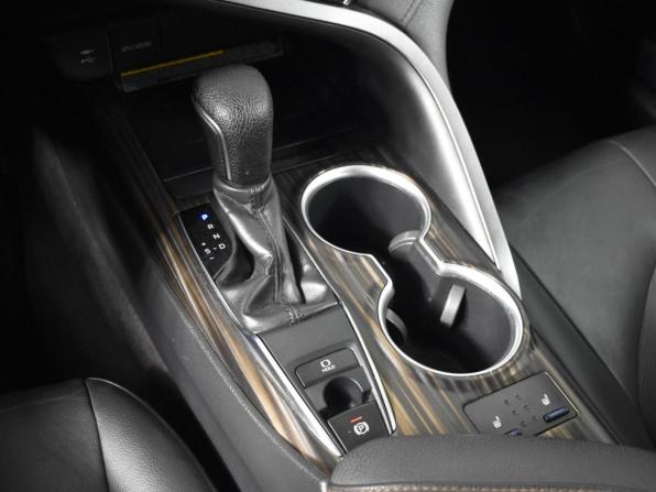 Toyota Camry VIII (XV70) с пробегом 2019 года, цена 2 317 100 рублей, 145289 км, седан, Автокод Объявления