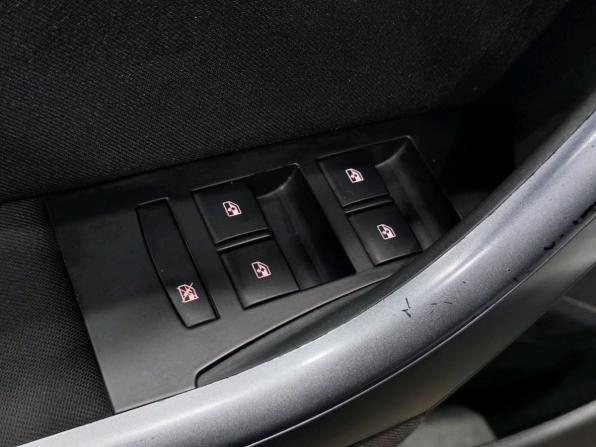 Opel Astra J Рестайлинг с пробегом 2013 года, цена 900 000 рублей, 115678 км, хэтчбек, Автокод Объявления
