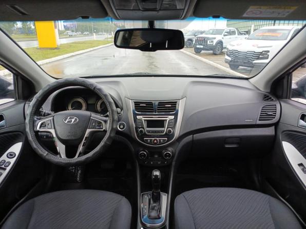 Hyundai Solaris I Рестайлинг с пробегом 2014 года, цена 900 000 рублей, 172582 км, седан, Автокод Объявления