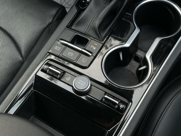 Kia K5 III с пробегом 2021 года, цена 2 250 000 рублей, 91127 км, седан, Автокод Объявления