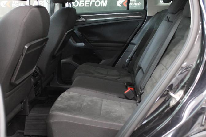 Volkswagen Tiguan II с пробегом 2018 года, цена 2 483 000 рублей, 226000 км, внедорожник, Автокод Объявления