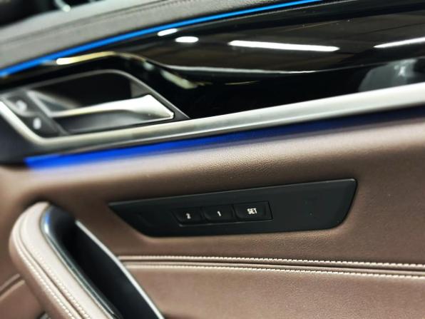 BMW 5 серии VII (G30/G31/G38) Рестайлинг с пробегом 2021 года, цена 4 897 000 рублей, 77000 км, седан, Автокод Объявления