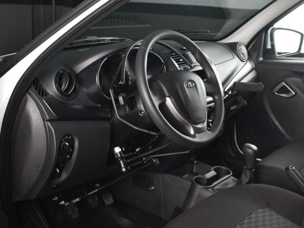 Lada (ВАЗ) Granta I Рестайлинг с пробегом 2023 года, цена 899 995 рублей, 1705 км, седан, Автокод Объявления
