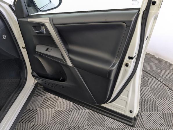 Toyota RAV4 IV (XA40) Рестайлинг с пробегом 2019 года, цена 3 200 000 рублей, 95918 км, внедорожник, Автокод Объявления
