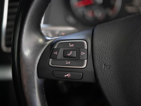 Volkswagen Sharan II с пробегом 2012 года, цена 1 250 000 рублей, 166818 км, минивэн, Автокод Объявления