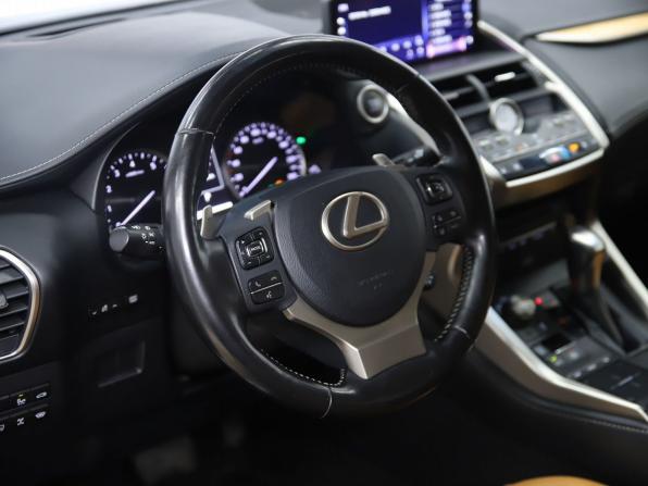 Lexus NX I Рестайлинг с пробегом 2017 года, цена 2 990 000 рублей, 100547 км, внедорожник, Автокод Объявления