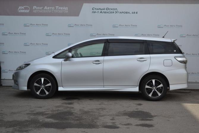 Toyota Wish II Рестайлинг с пробегом 2014 года, цена 1 190 000 рублей, 192100 км, минивэн, Автокод Объявления