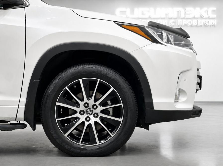 Toyota Highlander III (XU50) Рестайлинг Кемерово  - изображение 8