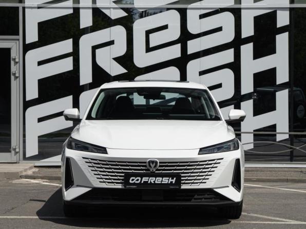 Changan Lamore с пробегом 2024 года, цена 2 089 000 рублей, 15317 км, седан, Автокод Объявления