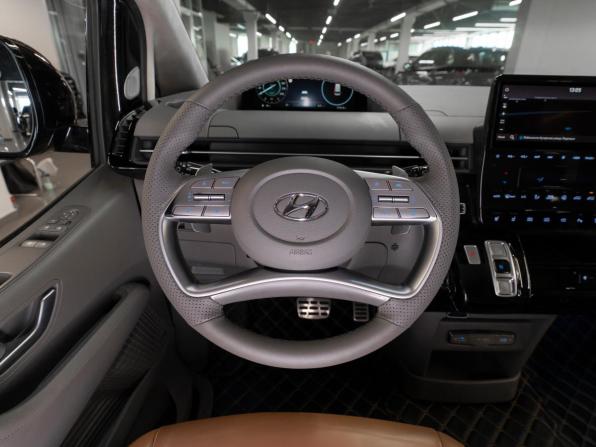 Hyundai Staria I с пробегом 2021 года, цена 4 230 000 рублей, 113109 км, минивэн, Автокод Объявления