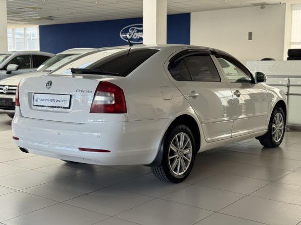 Skoda Octavia II (A5) Рестайлинг с пробегом 2011 года, цена 580 000 рублей, 293348 км, лифтбек, Автокод Объявления